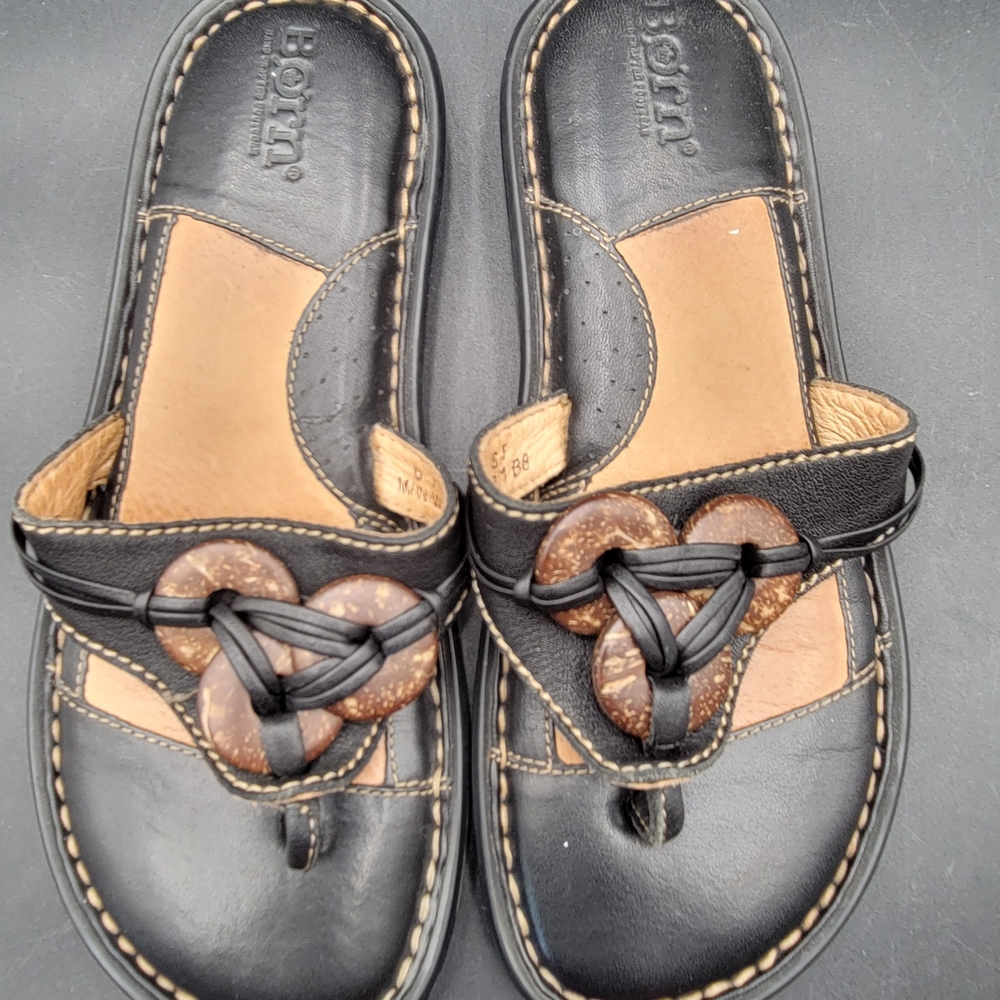 Born Black and Brown Women's Leather Thong Sandals Size 6